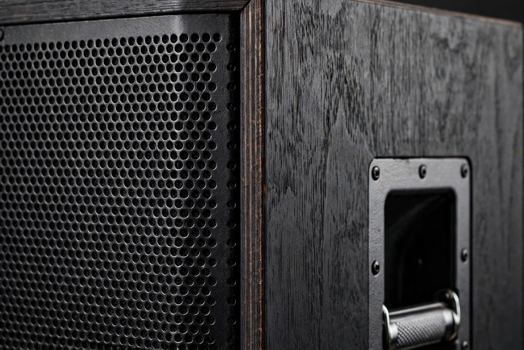AZP 06-scene-cabinet